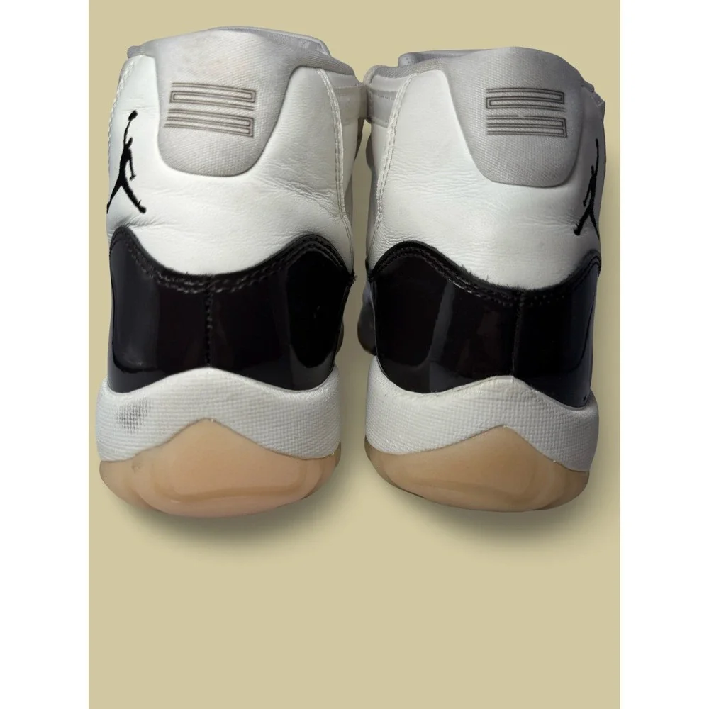 Nike Air Jordan 11 Retro Concord White Black Men's 9.5 OG Patent Leather